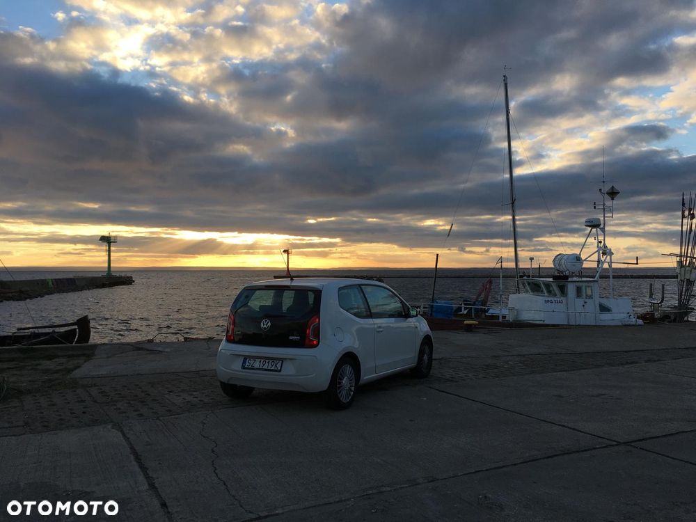 Volkswagen up! - 16