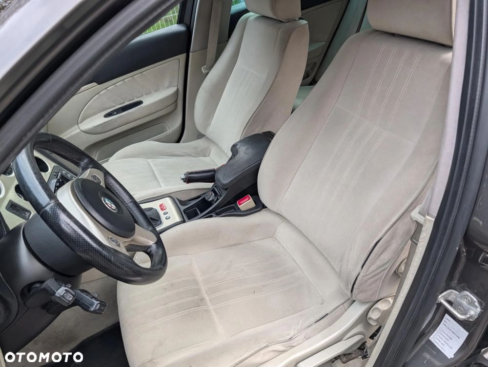 Alfa Romeo 159 Sportwagon - 11