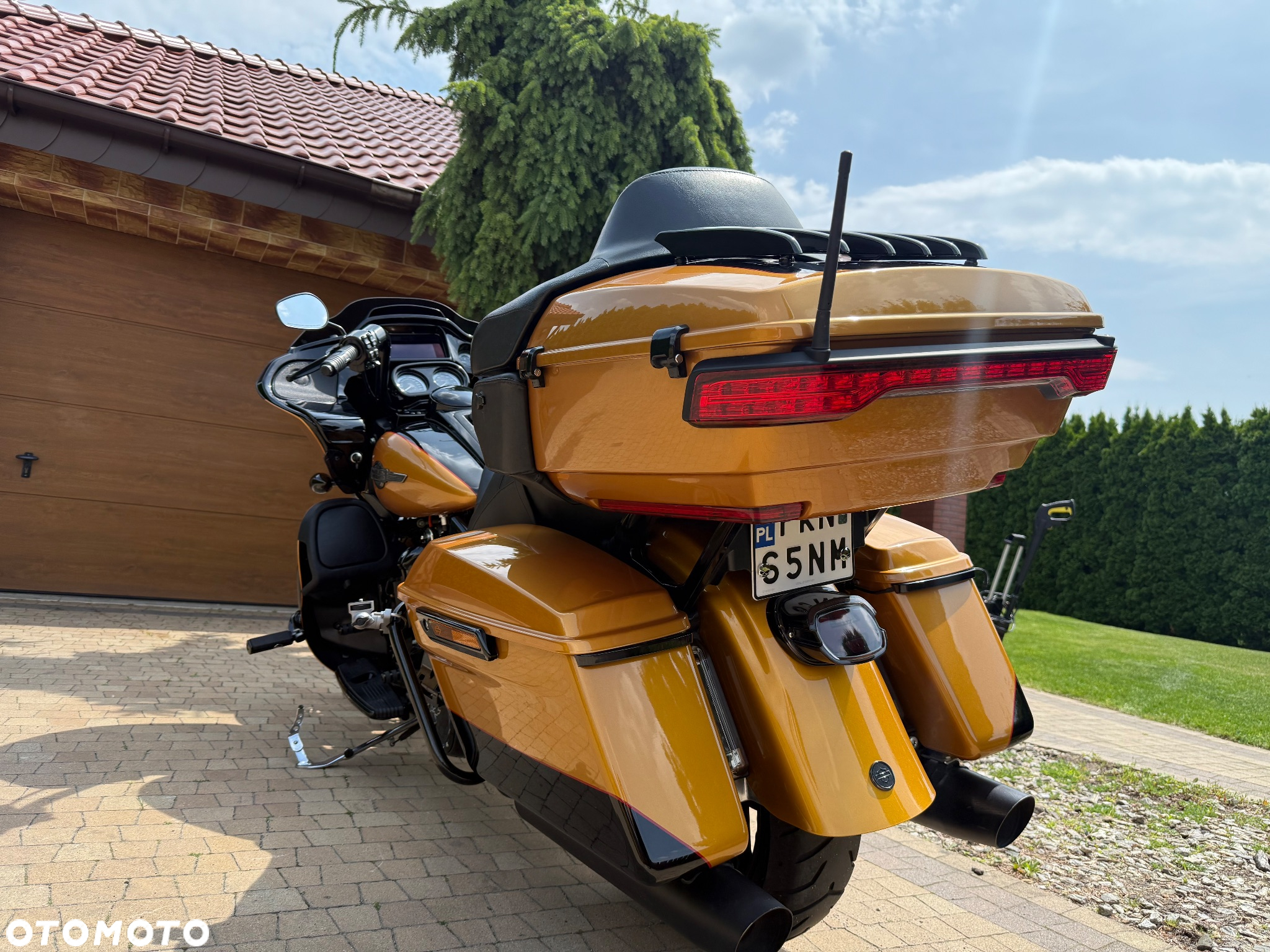 Harley-Davidson Touring Road Glide - 6