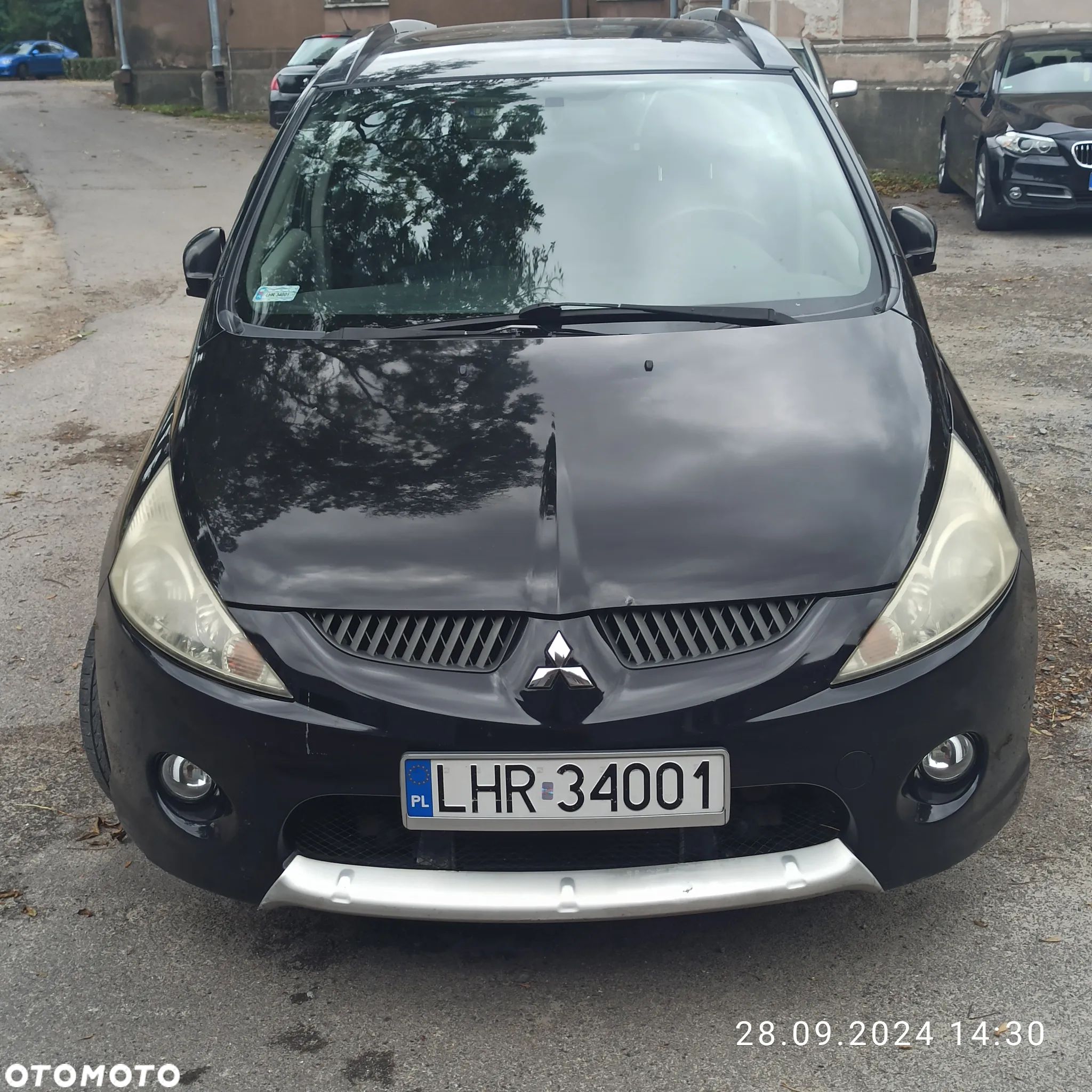 Mitsubishi Grandis 2.0 DI-D 7-Sitzer 30 Jahre - 1