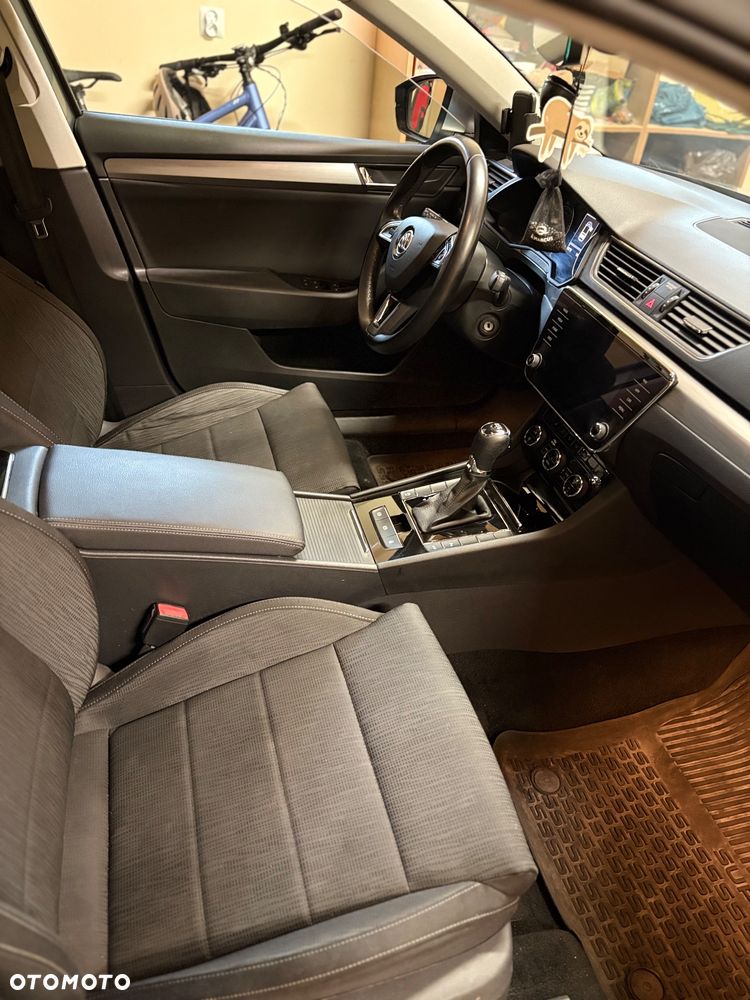 Skoda Superb 1.5 TSI Ambition DSG - 15