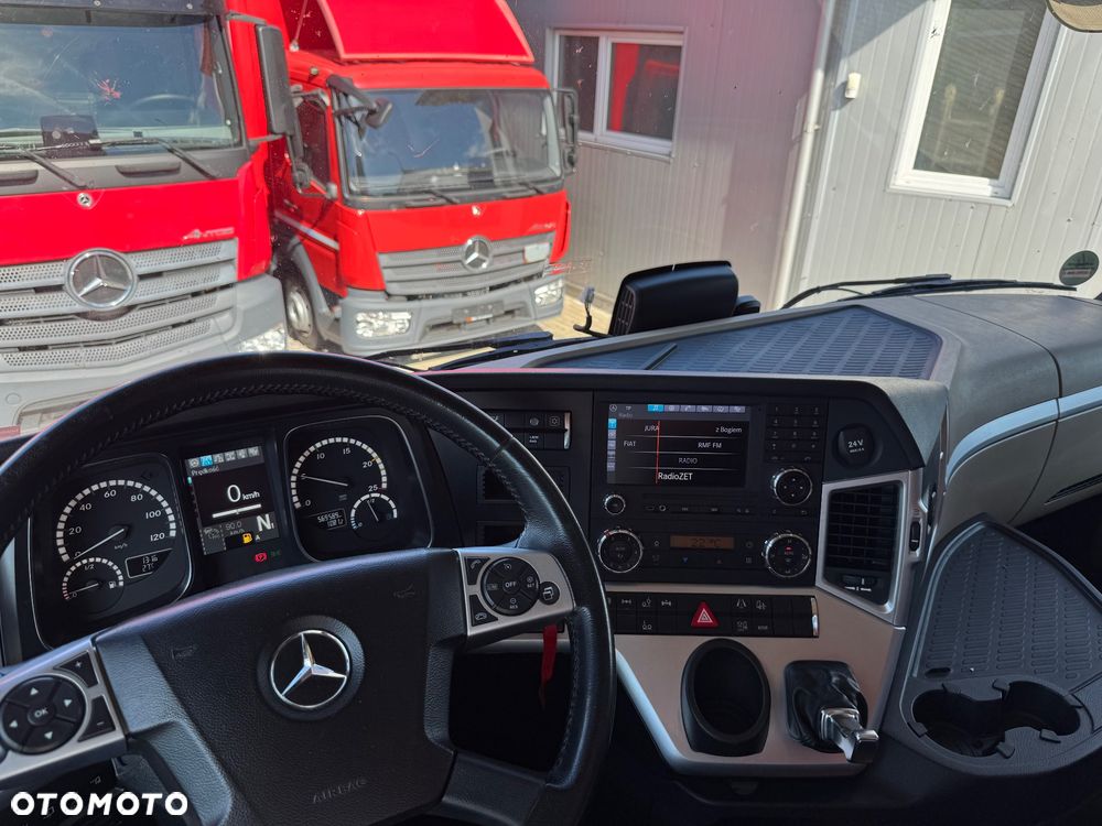 Mercedes-Benz ACTROS 2548 Izoterma Schmitz 7.45m Winda 2T - 28