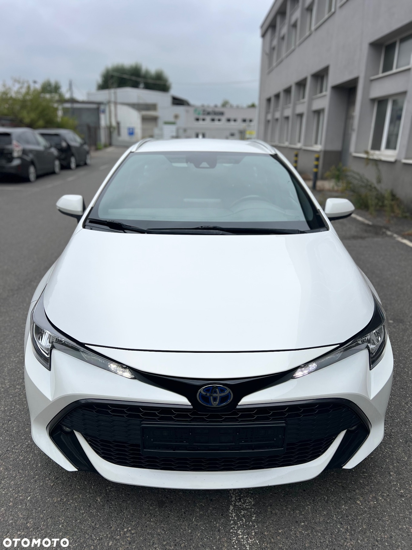Toyota Corolla 1.8 Hybrid - 6