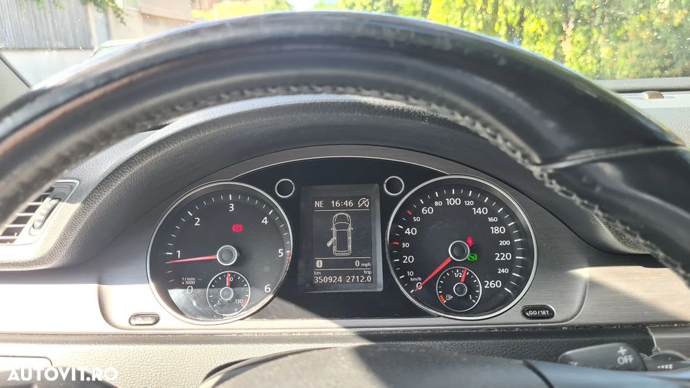 Volkswagen Passat 2.0 TDI BlueMotion Technology DSG Comfortline - 12