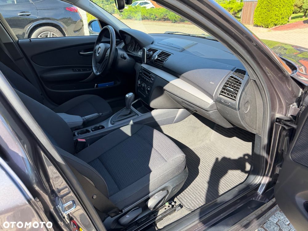 BMW Seria 1 118d DPF - 17
