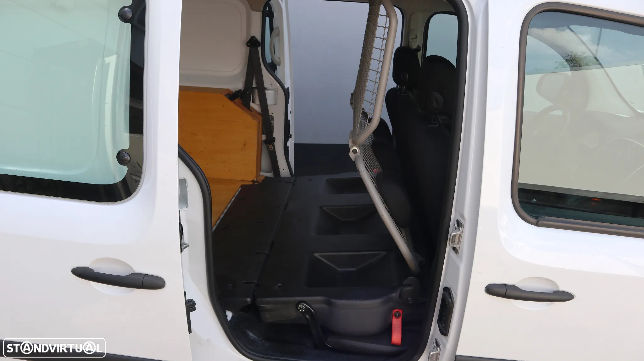 Renault Kangoo 1.5 dci 90 Maxi 5 lug classe 1 - 10