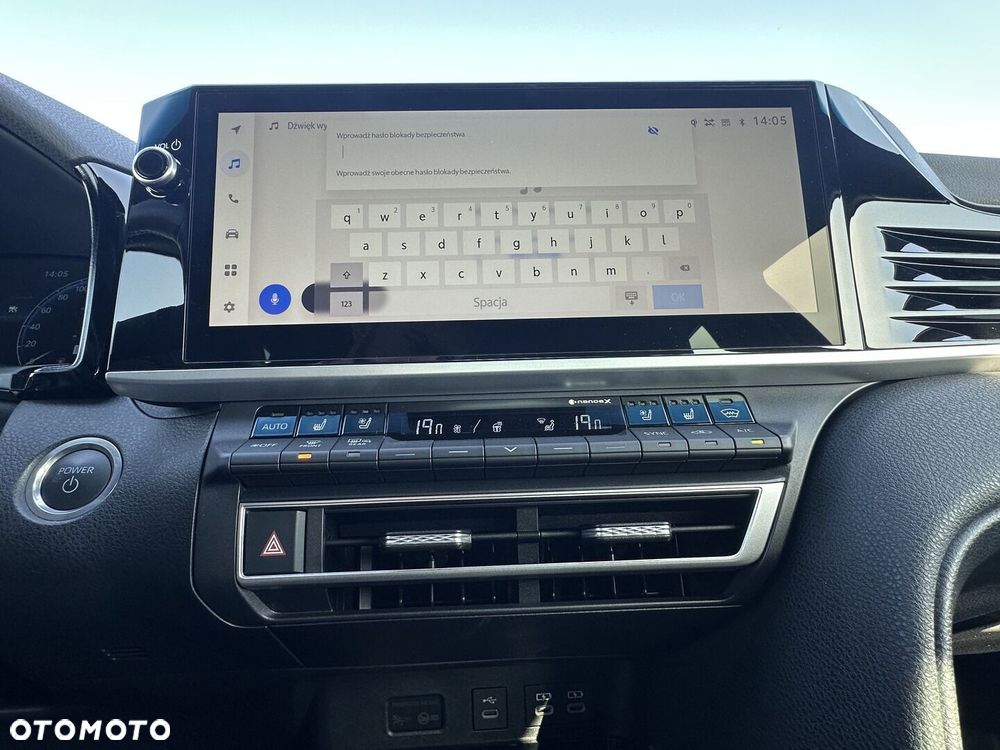 Toyota Camry - 20