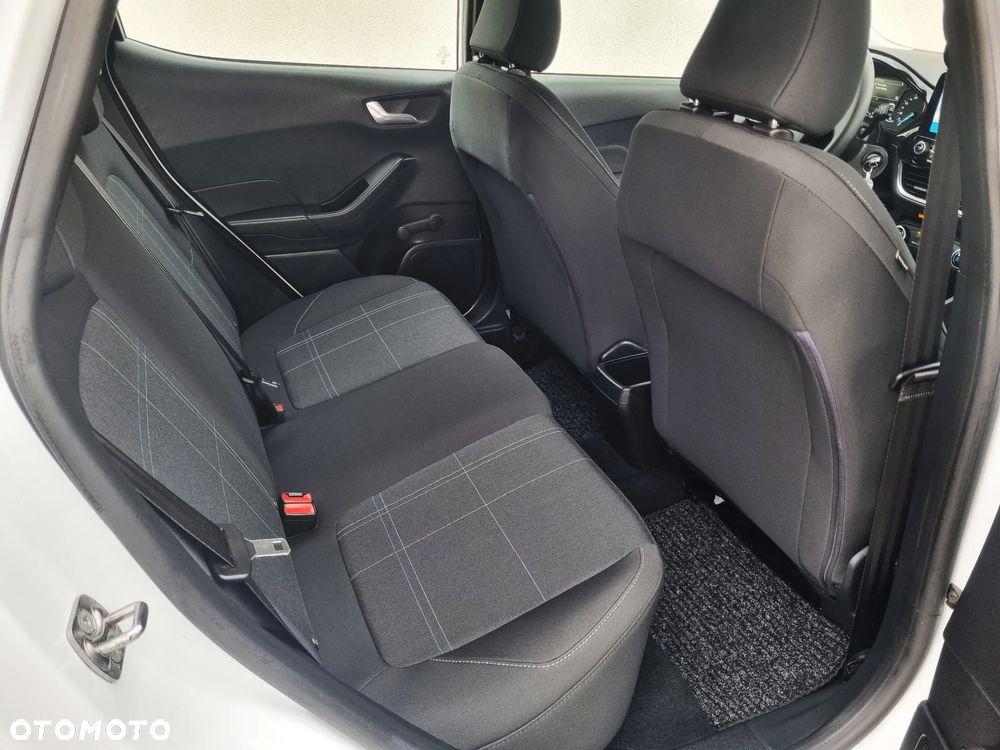 Ford Fiesta 1.1 Trend - 12