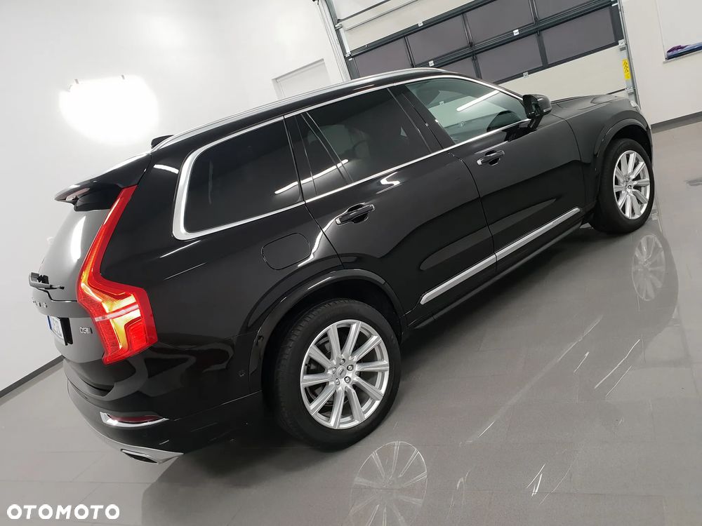 Volvo XC 90 D5 AWD Geartronic Inscription - 3