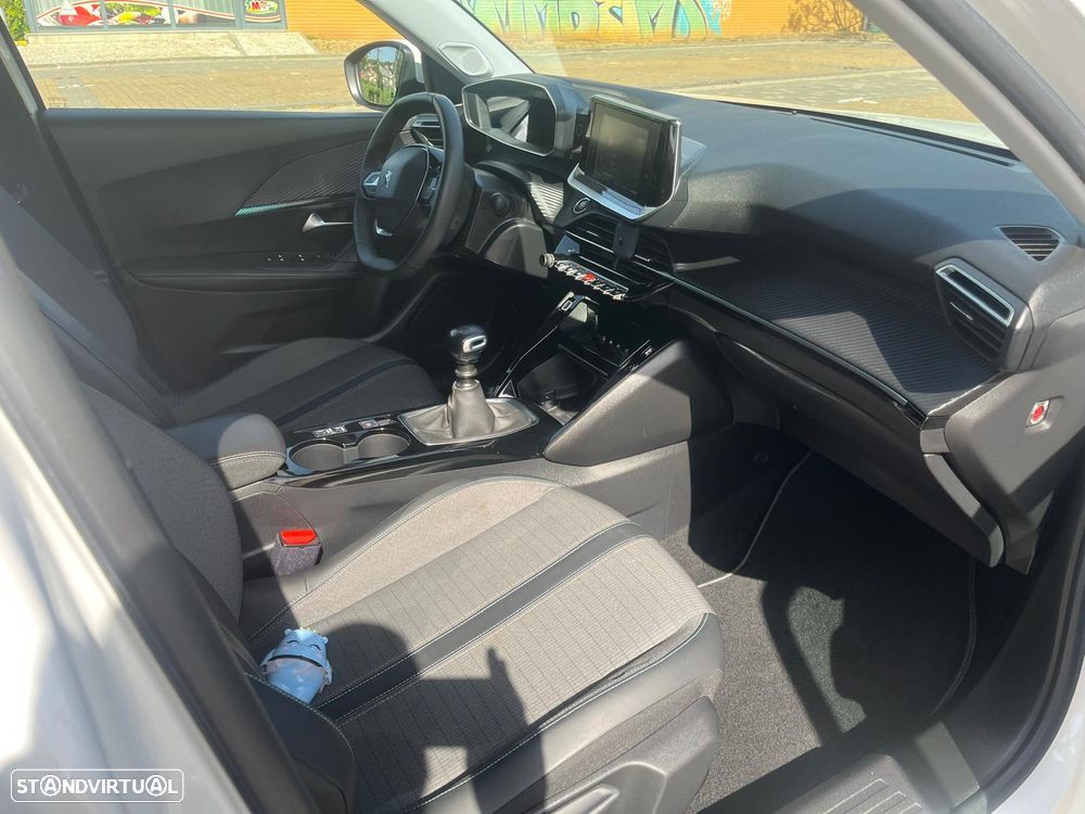 Peugeot 2008 - 28