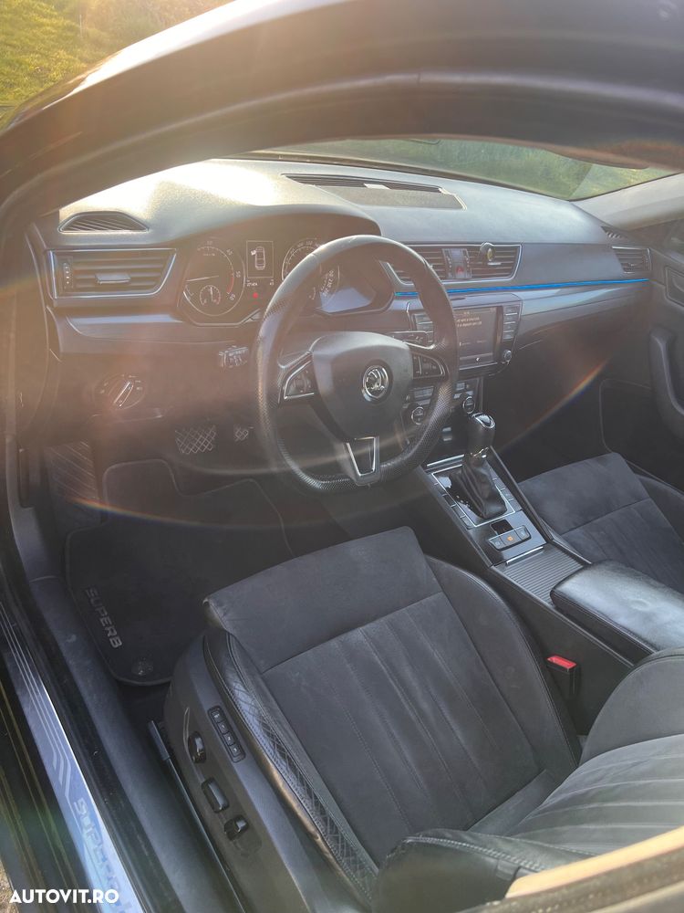 Skoda Superb 2.0 TDI DSG Style - 15