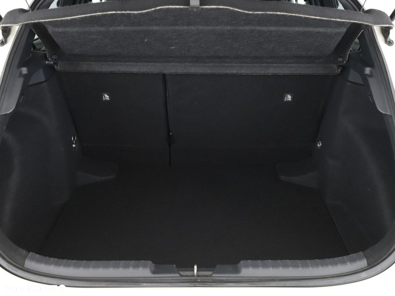 Toyota Corolla - 20