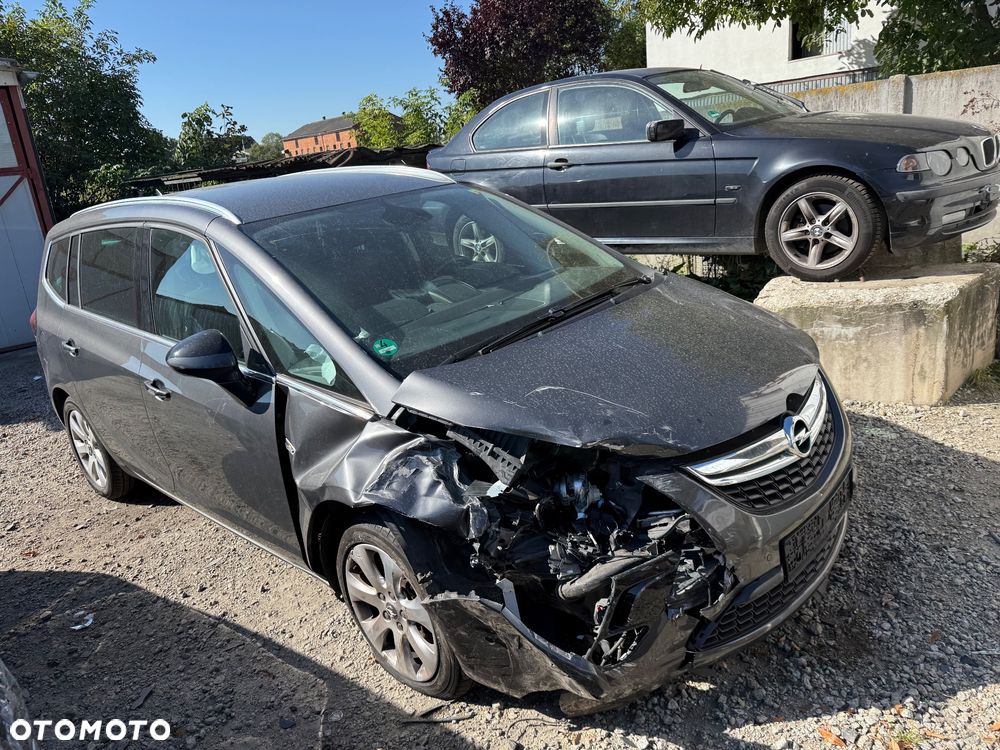 Opel Zafira 2.0 CDTI Cosmo - 4
