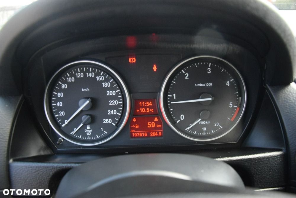 BMW X1 sDrive18d - 35