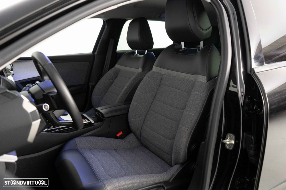 Citroën C5 X 1.6 Hybrid Plus e-EAT8 - 8