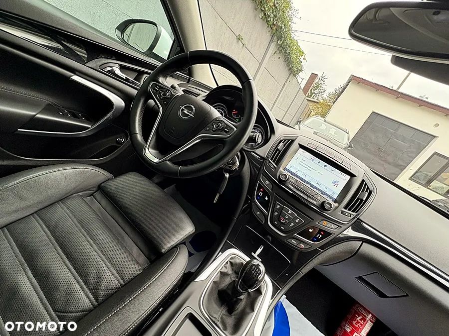 Opel Insignia - 29