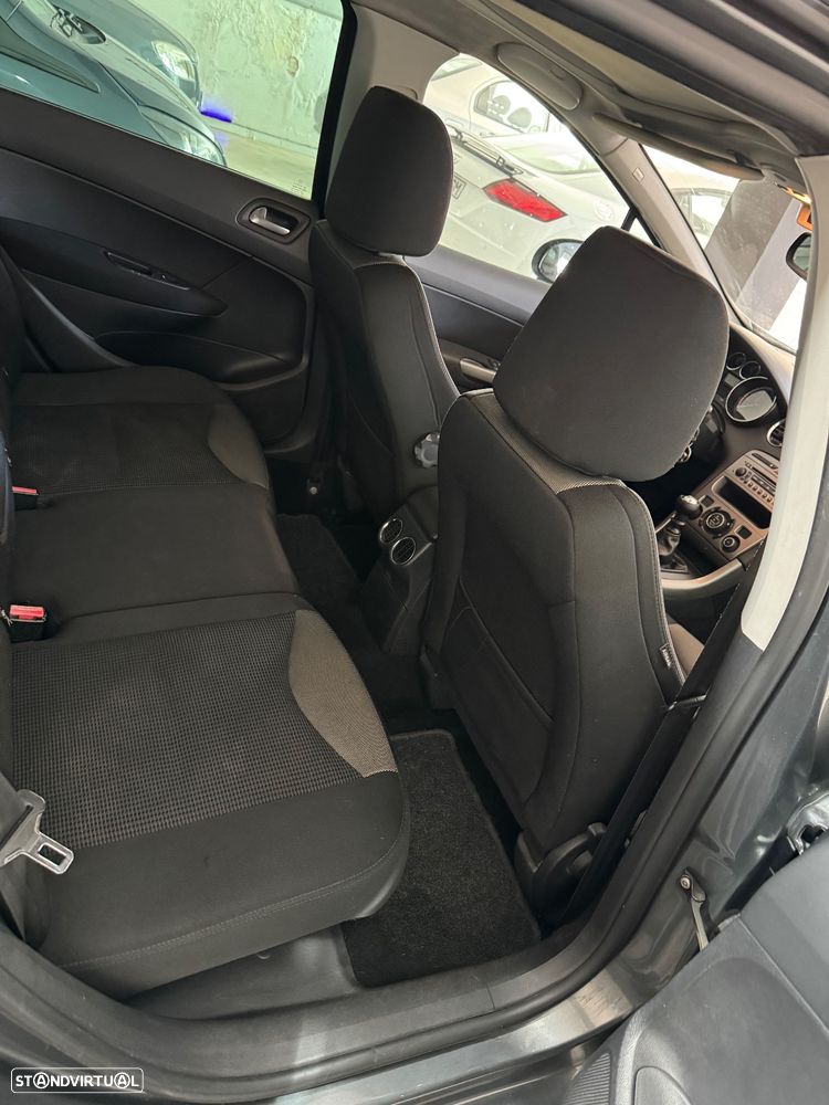 Peugeot 308 SW 1.6 HDi Executive - 15