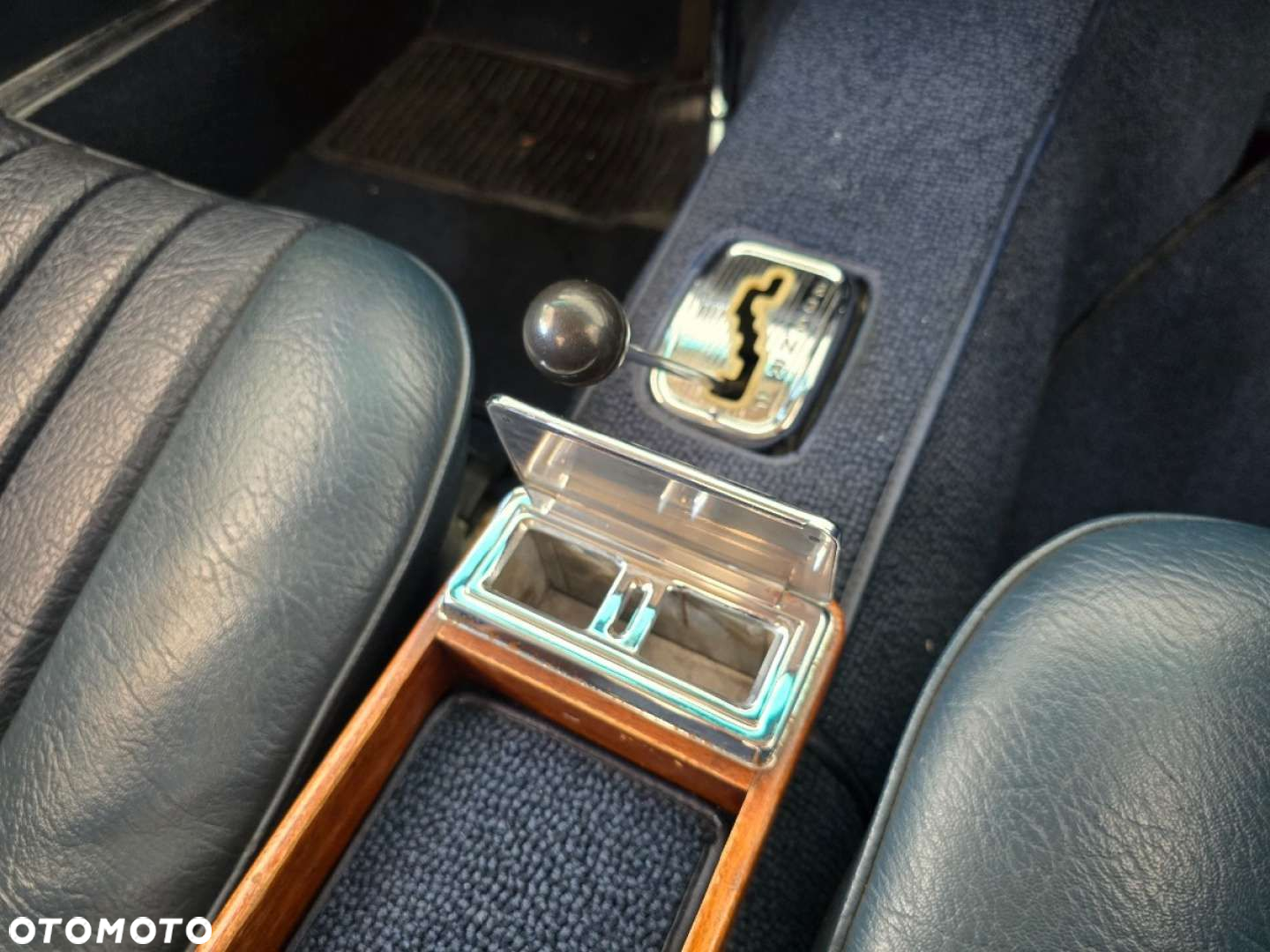 Mercedes-Benz SL - 24