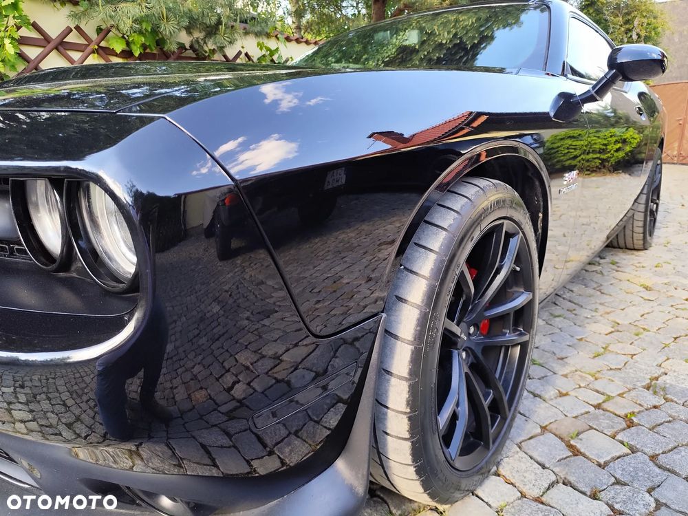 Dodge Challenger 5.7 R/T - 34