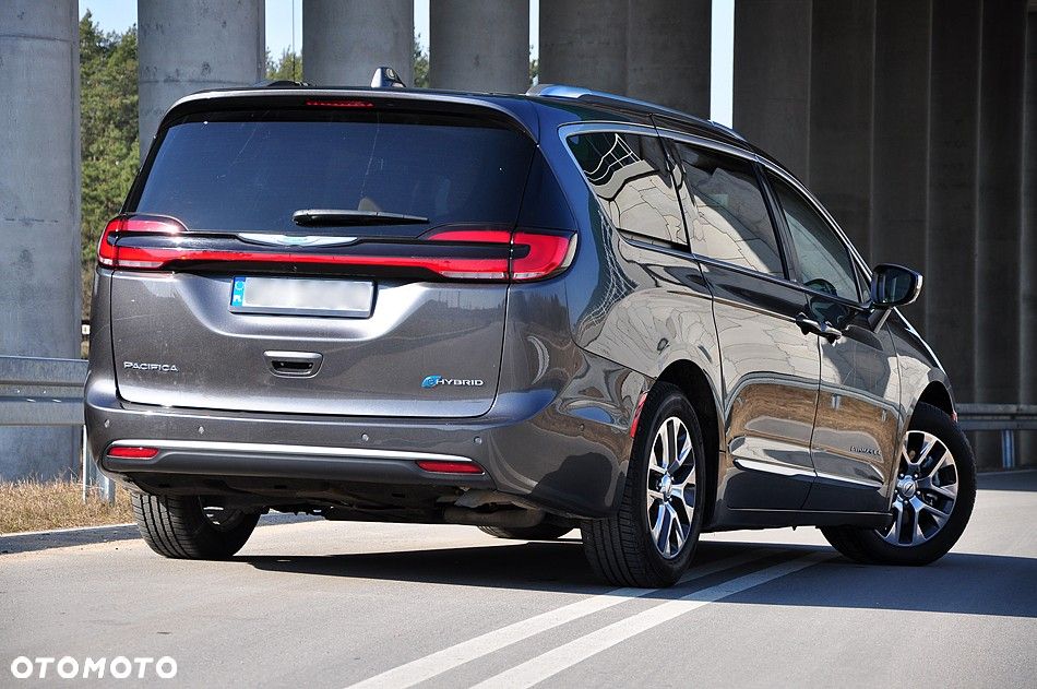 Chrysler Pacifica - 9