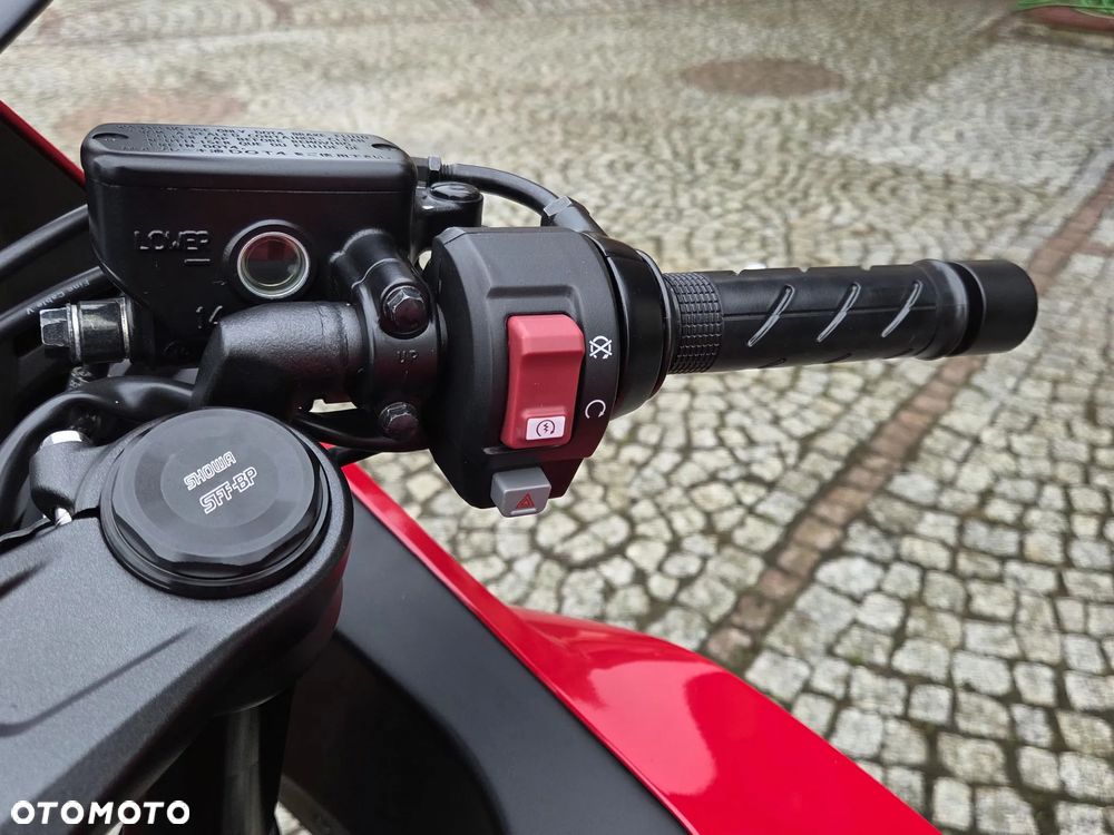 Honda CBR - 19