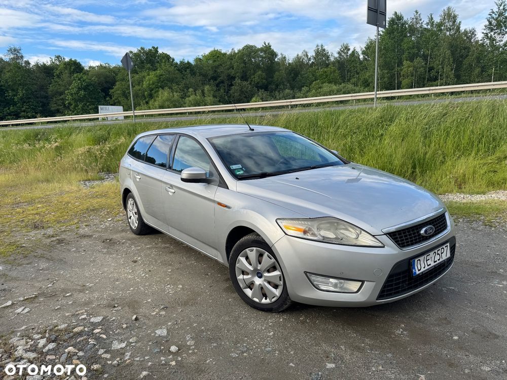 Ford Mondeo 2.0 TDCi Ambiente - 17