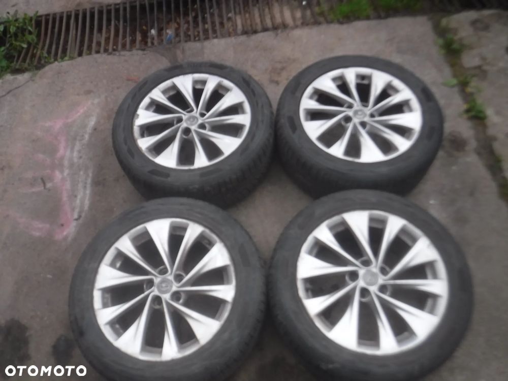 Opel Mokka Astra K Zafira Insignia  alufelgi  17 7,5" Et44  5X105 opony ladne 235/50/17 - 1