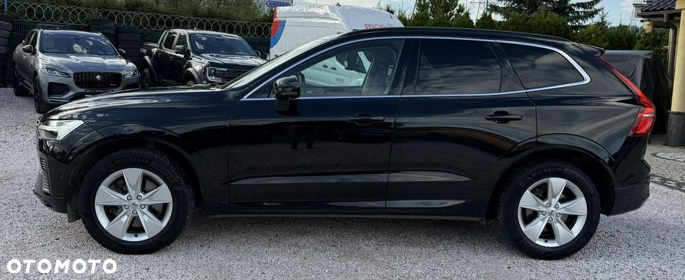 Volvo XC 60 B4 D Plus Dark - 8