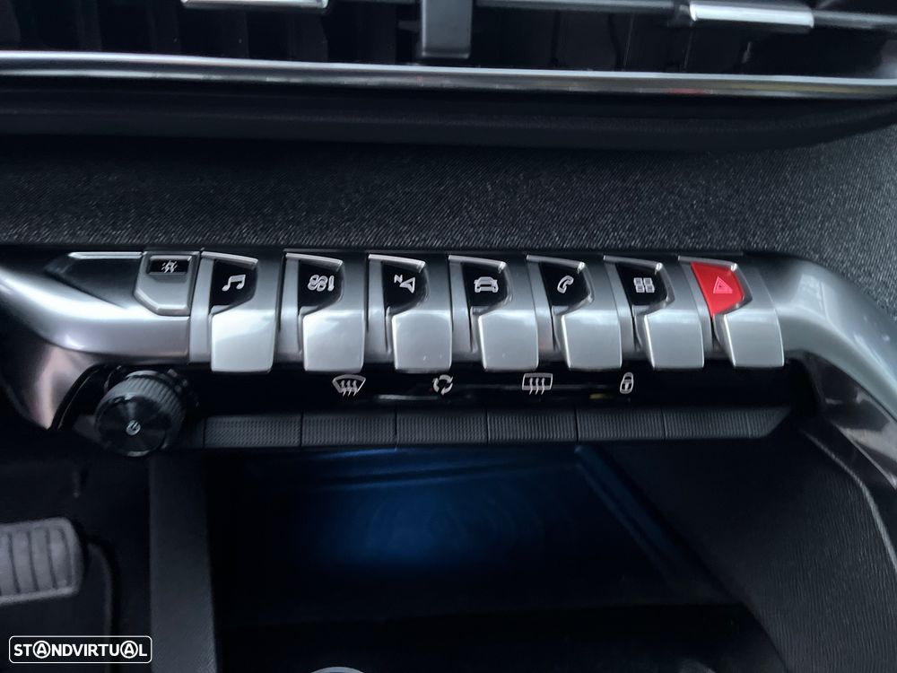 Peugeot 3008 PureTech 130 Stop & Start GPF EAT8 Allure - 14