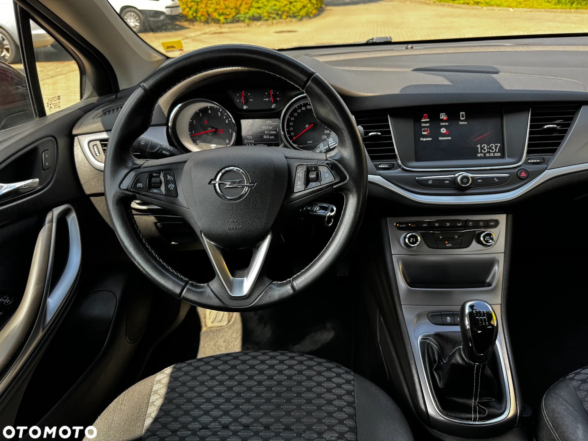 Opel Astra V 1.4 T Enjoy - 11