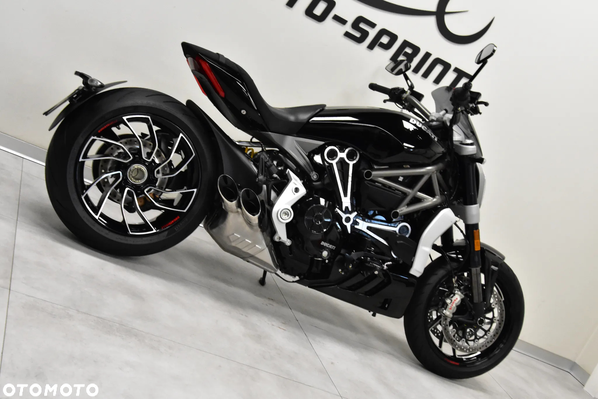 Ducati Diavel - 9