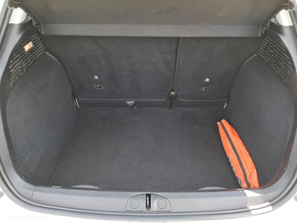 Fiat 500X 1.6 E-torQ 4x2 S&S Business Line - 19