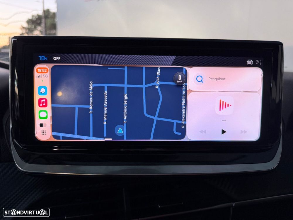 Peugeot 2008 1.2 Hybrid Allure e-DCS6 - 21