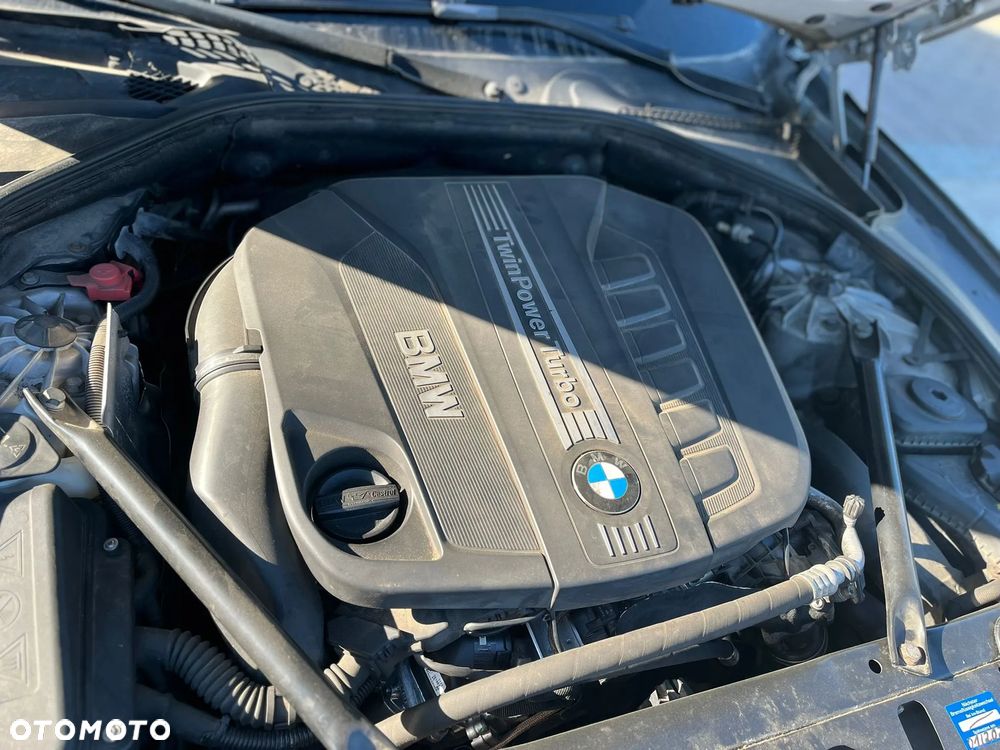 BMW Seria 5 530d xDrive - 25