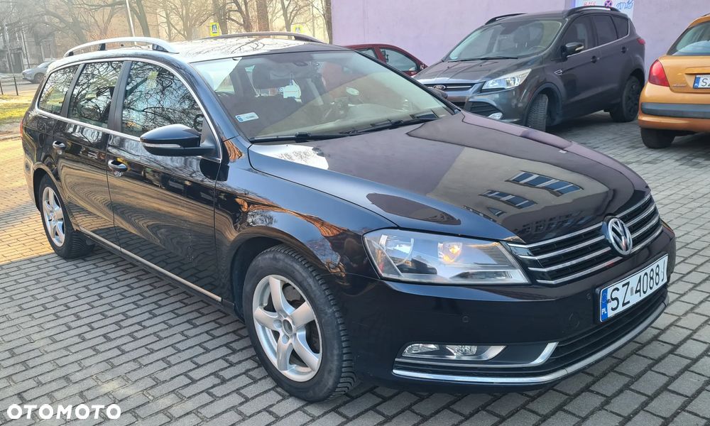Volkswagen Passat 1.6 TDI Trendline - 4