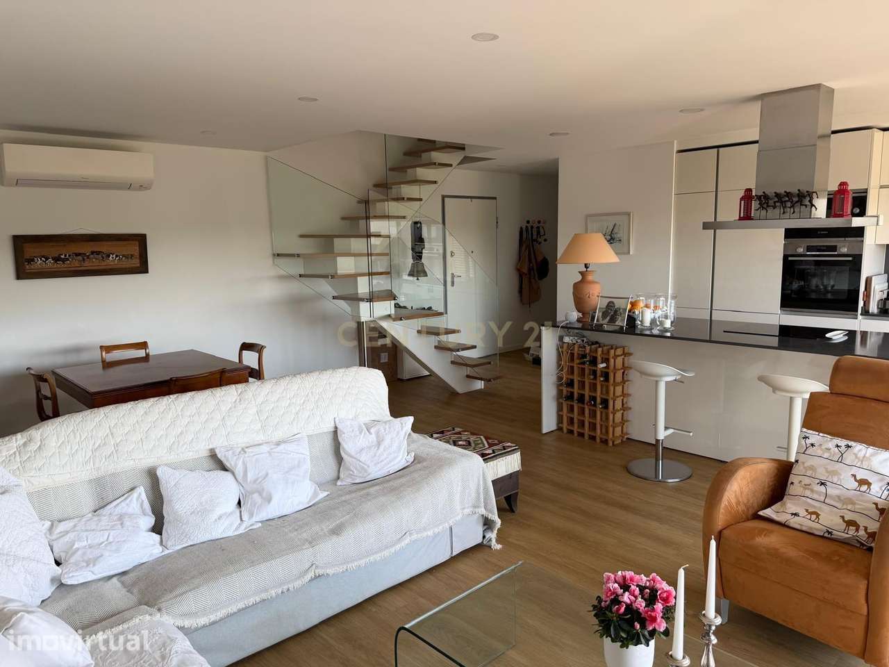 T3 Duplex com Vista Panorâmica | Quinta de Santa Teresa, Charneca de C - Grande imagem: 3/10