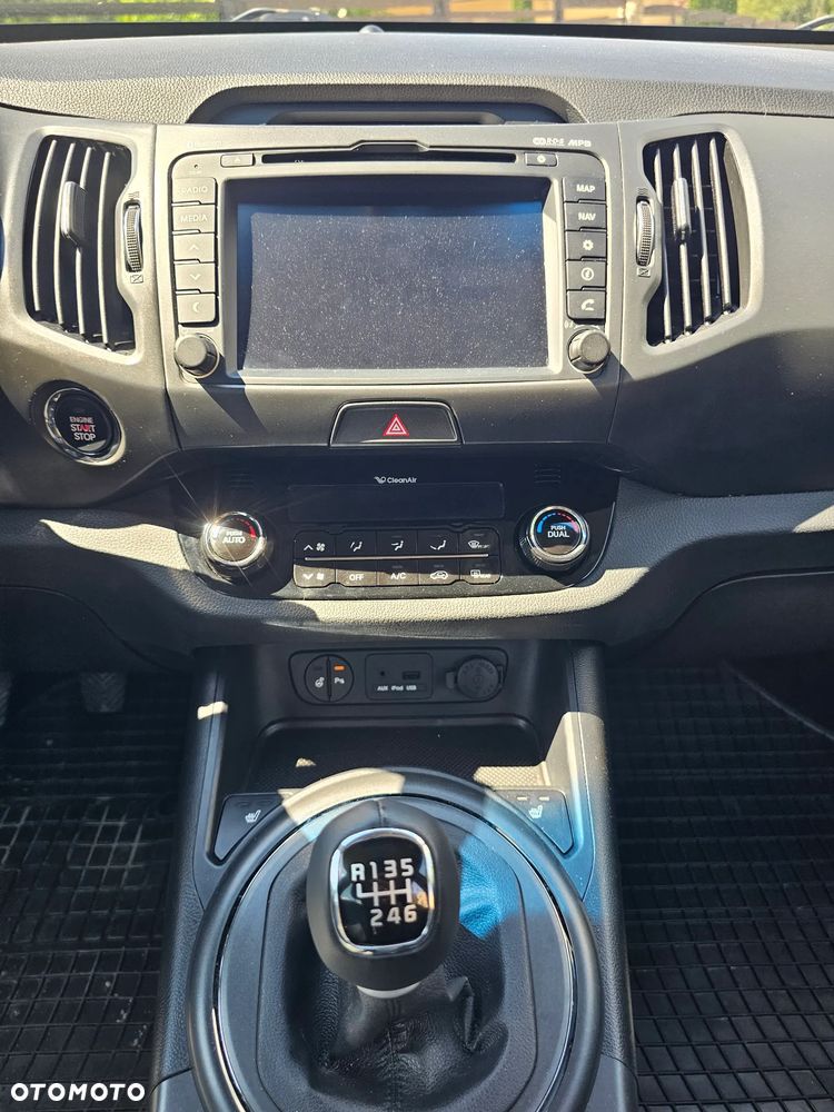 Kia Sportage 2.0 CRDI M AWD - 25