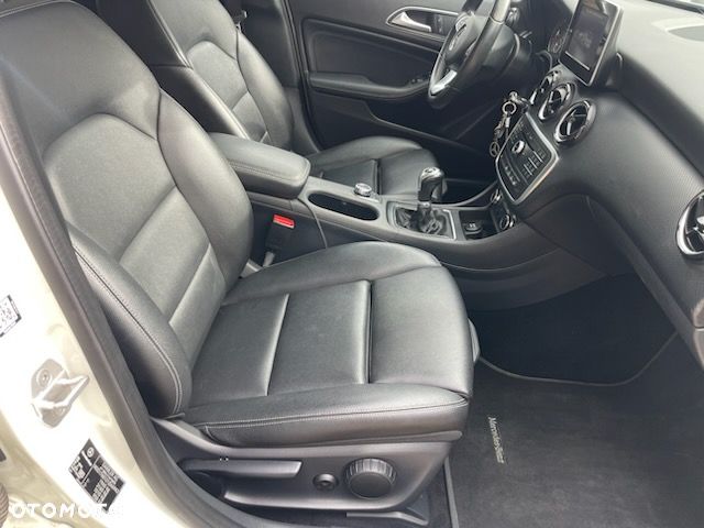 Mercedes-Benz Klasa A 180 d Style - 11