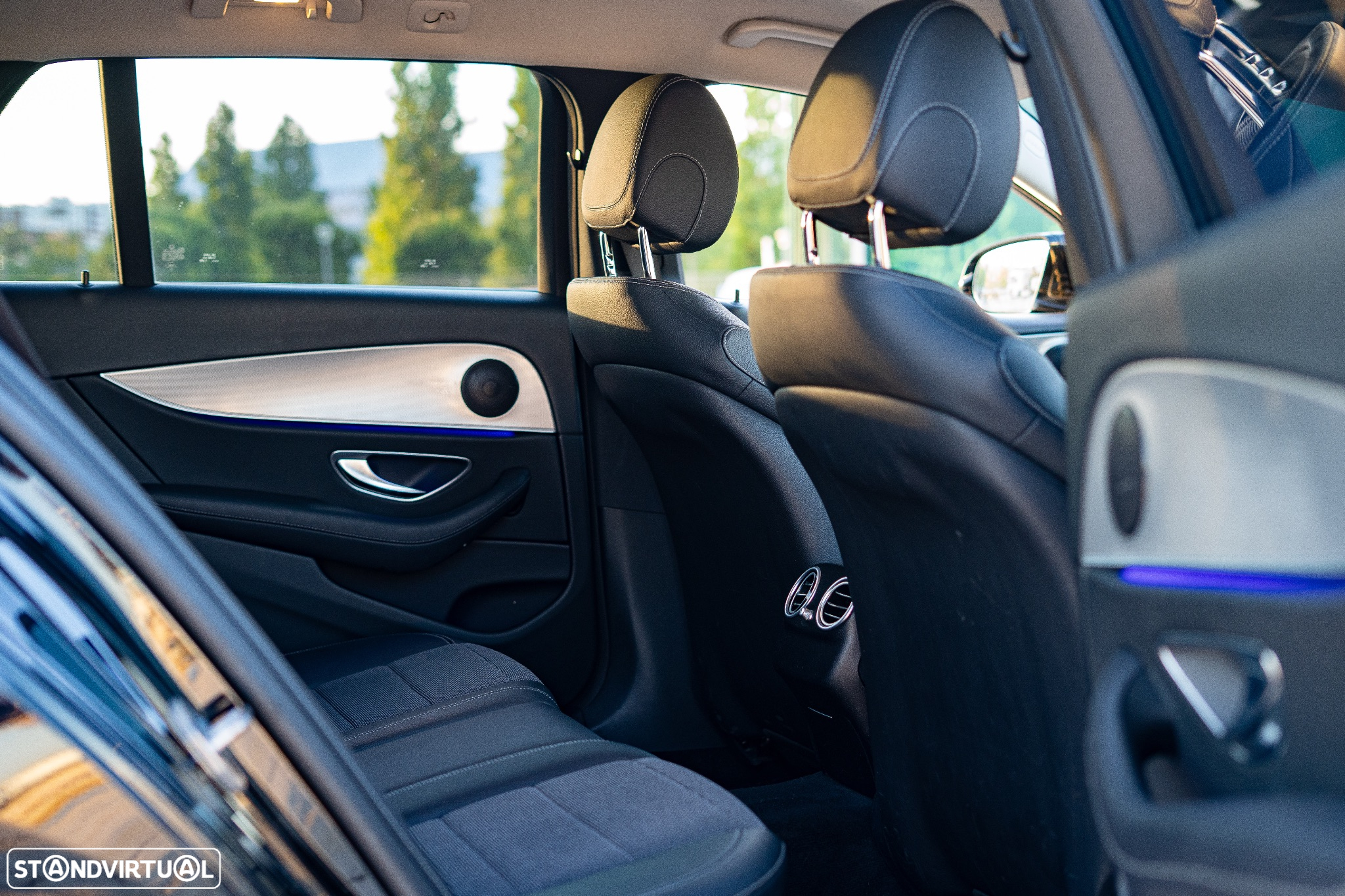 Mercedes-Benz E 300 de Avantgarde - 22