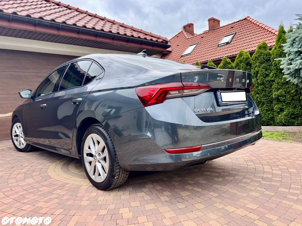 Skoda Octavia 2.0 TDI Ambition - 21