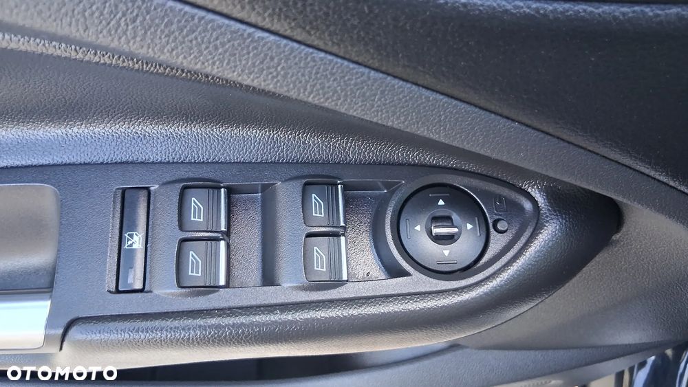 Ford Kuga 2.0 TDCi 4WD Titanium - 24