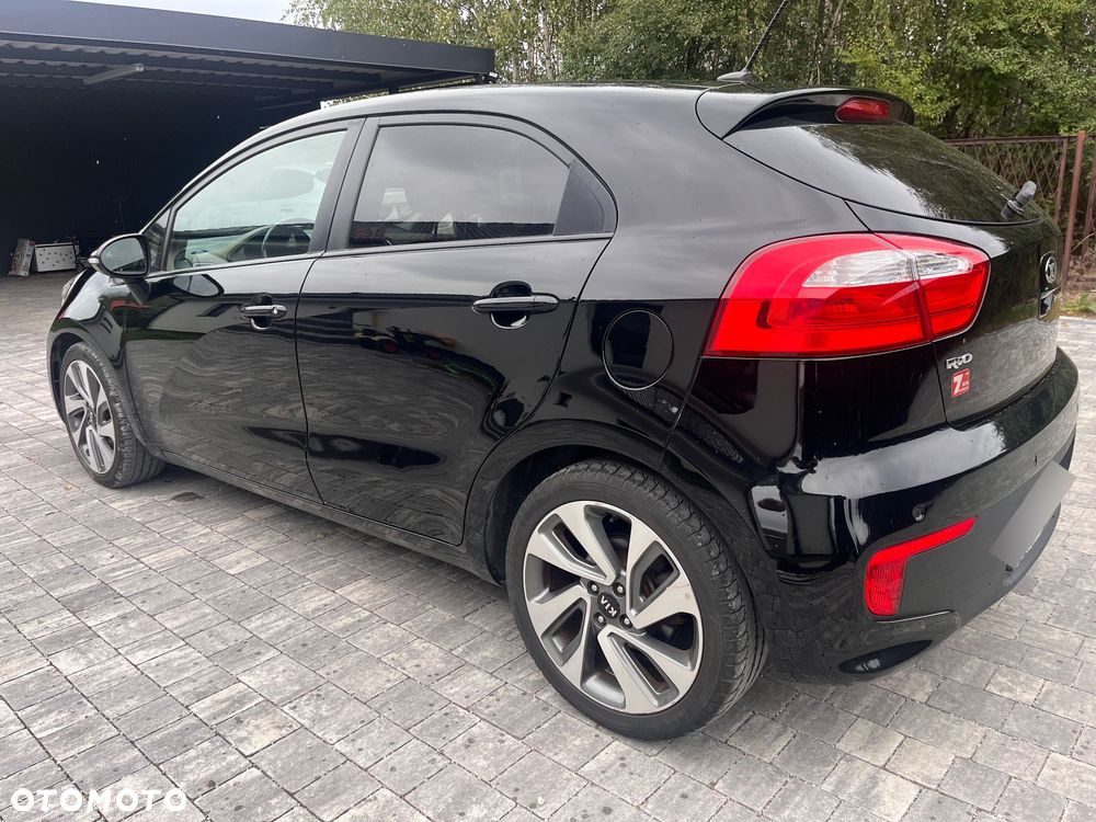 Kia Rio 2015 photo 3