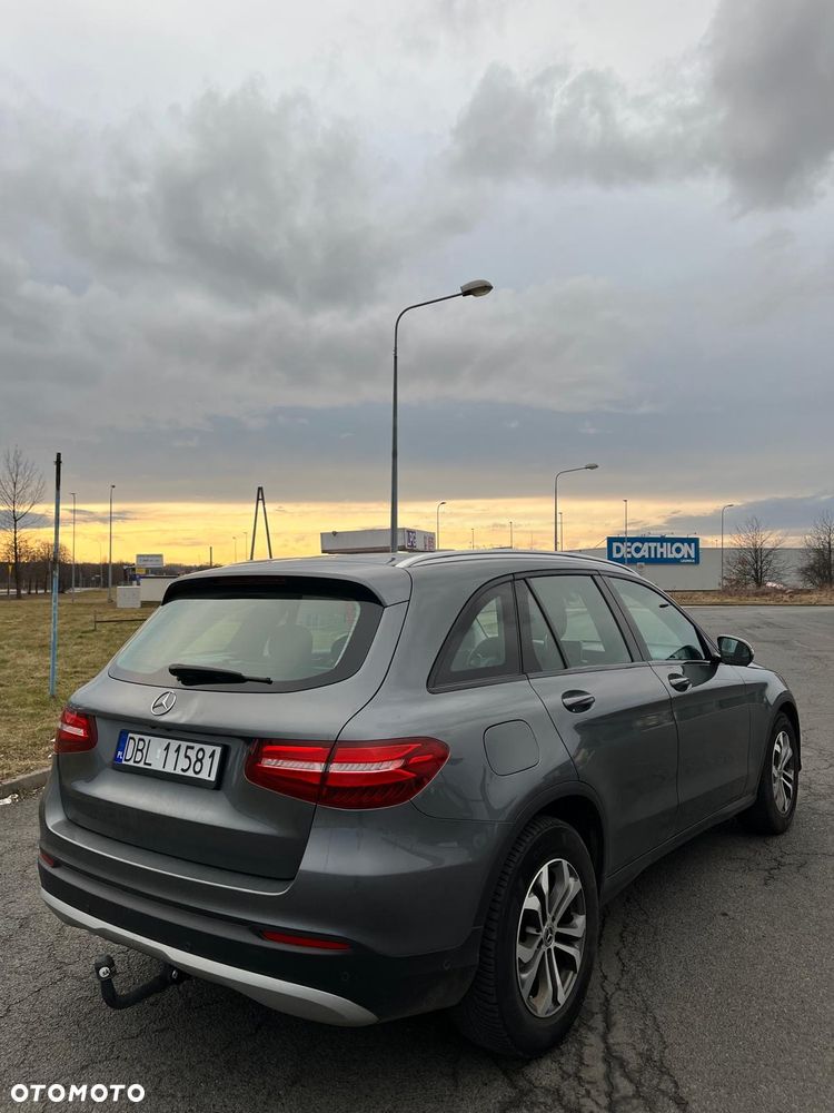 Mercedes-Benz GLC 220 d 4Matic 9G-TRONIC - 3