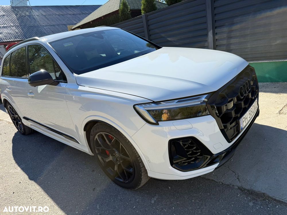 Audi Q7 55 TFSI e quattro Tiptronic PHEV S Line - 4