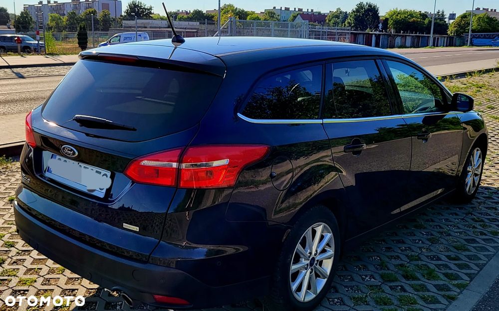 Ford Focus 1.5 EcoBoost STart-Stopp-System TITANIUM - 11