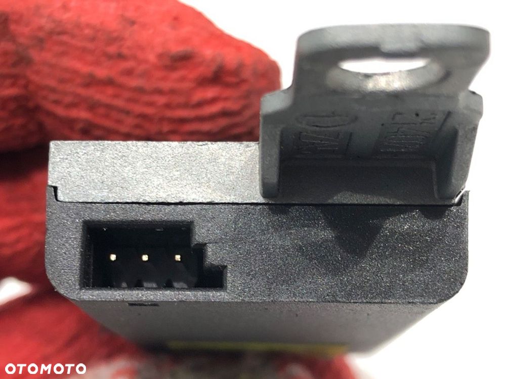 WZMACNIACZ ANTENOWY  ALFA ROMEO STELVIO (949_) 2016 - 2022 2.0 (949AXA2A) 206 kW [280 KM] benzyna - 4