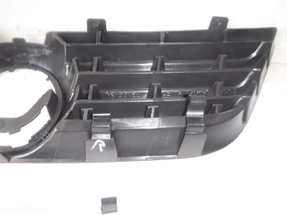 volkswagen polo 9n 09r- grill atrapa - 2