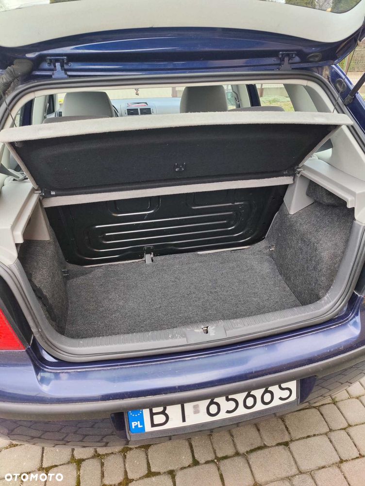 Volkswagen Polo - 5