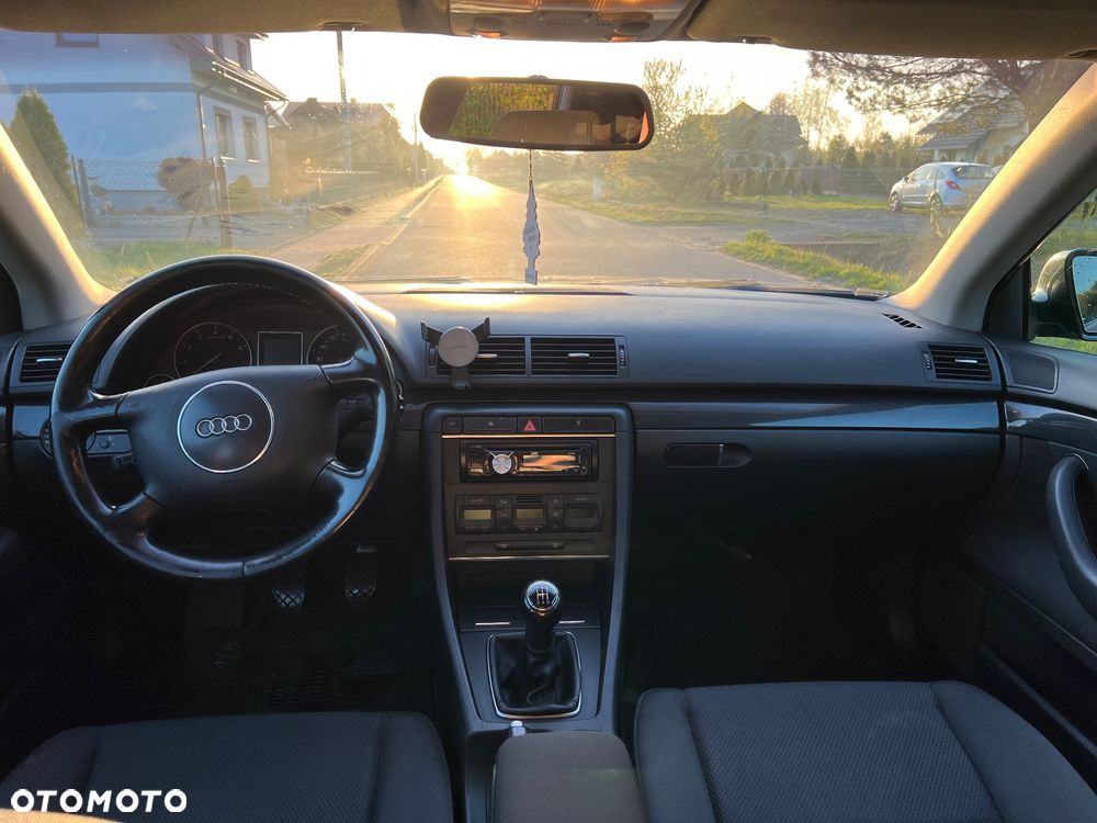 Audi A4 Limousine 1.8T - 13