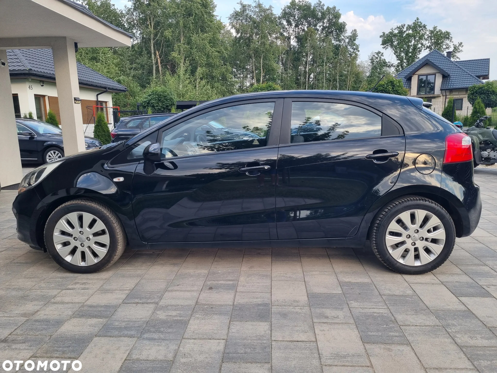 Kia Rio 1.2 Dream-Team Edition - 9